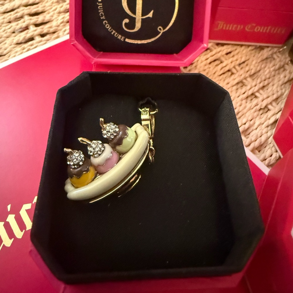 Juicy Couture Banana Split charm